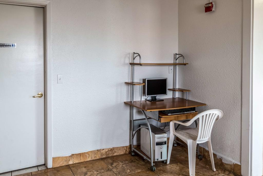 Econo Lodge Mineral Wells Exterior foto